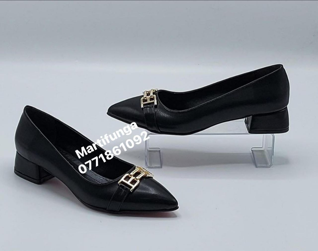 Black Gold Chain Buckle Pointed Flats